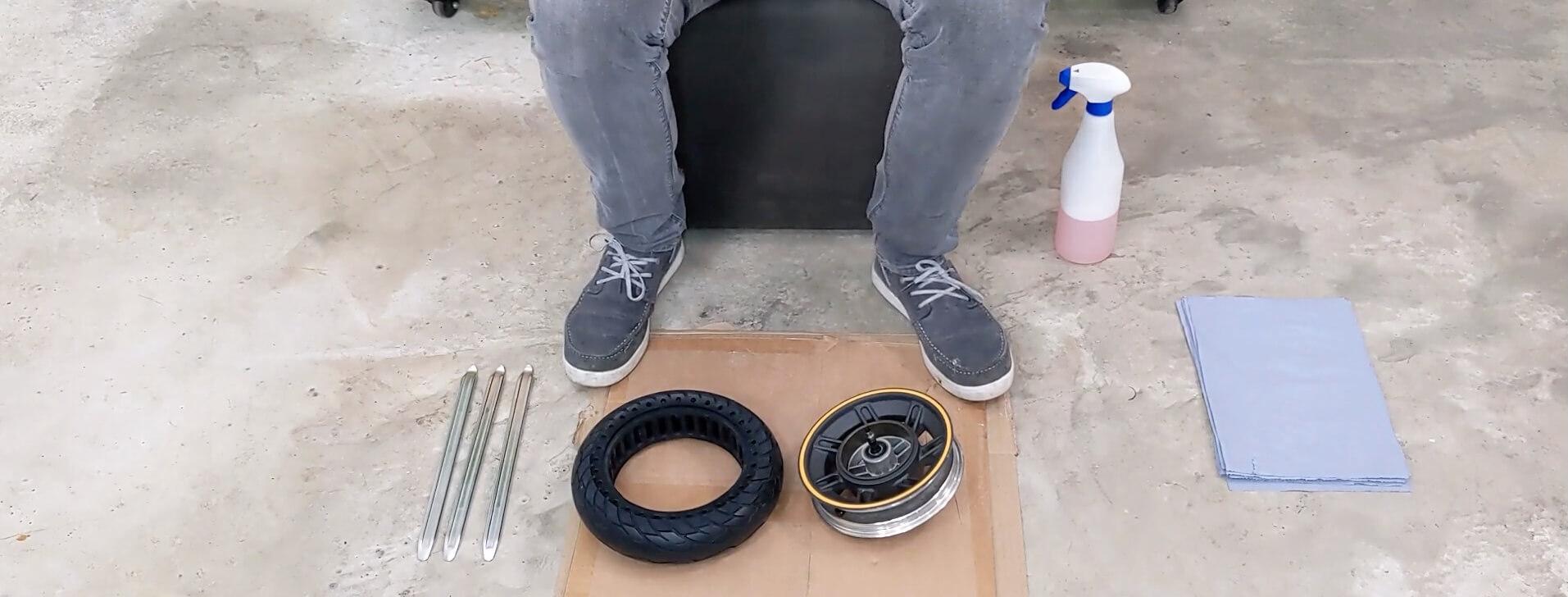 Préparation montage pneu plein G30 Max