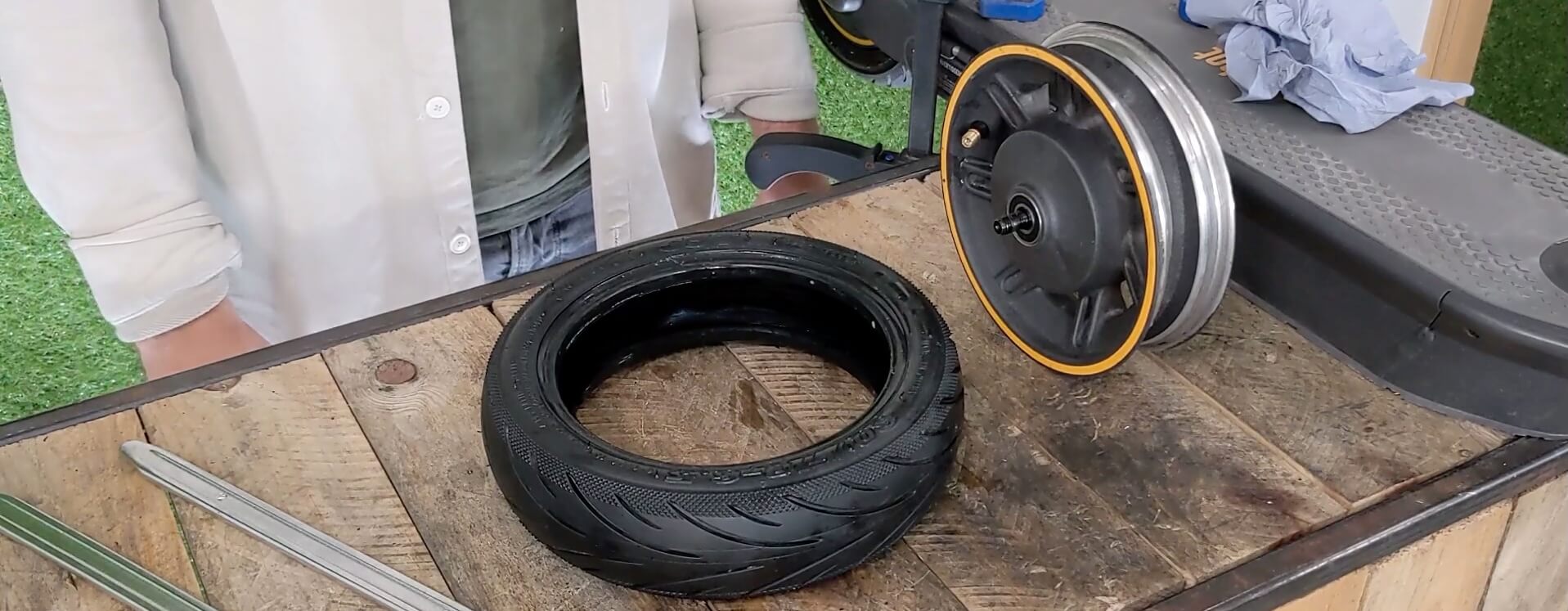 Enlever l’ancien pneu